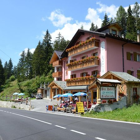 Hotel La Roccia Passo del Tonale Exterior photo